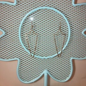 Arrow head dangle earrings!!